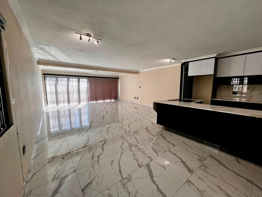 To Let 4 Bedroom Property for Rent in Cashan North West